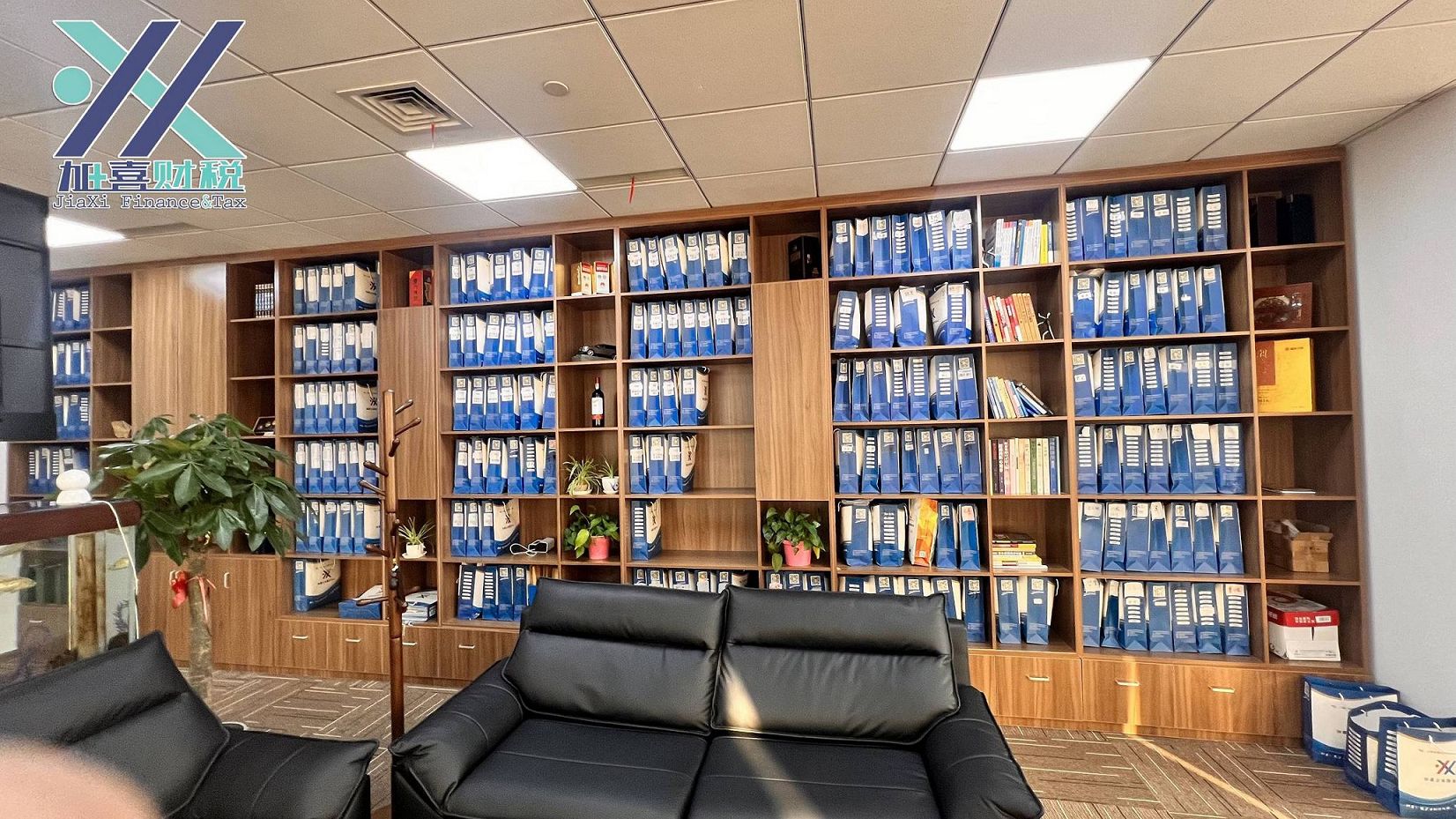 外国人注册上海公司如何遵守反洗钱法规？