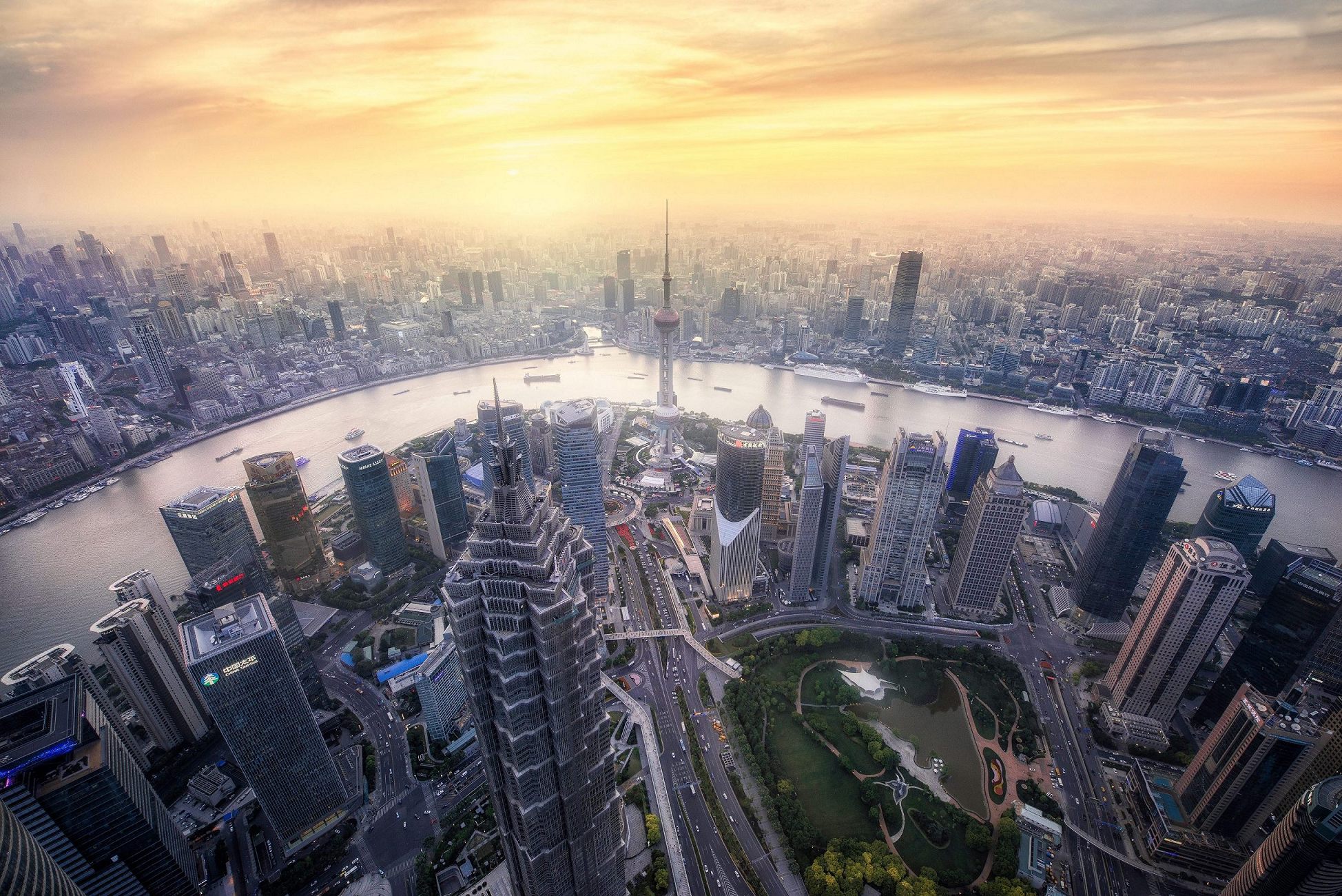 外籍人士如何转让在上海公司的股份？